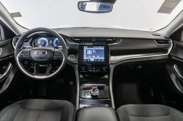 2024 Jeep Grand Cherokee Laredo 4x4