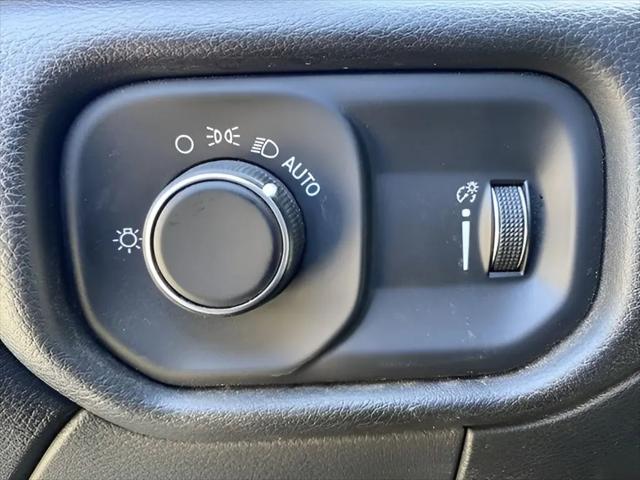 2023 Ram 3500 Tradesman/SLT/Laramie/Limited