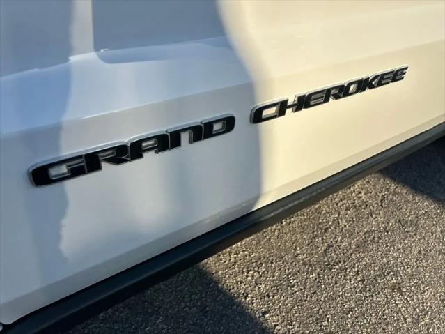 2021 Jeep Grand Cherokee Laredo E 4x2