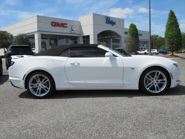 2022 Chevrolet Camaro RWD Convertible 2LT