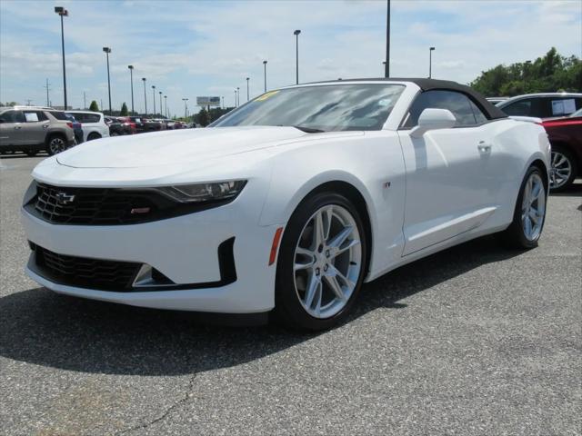 2022 Chevrolet Camaro RWD Convertible 2LT