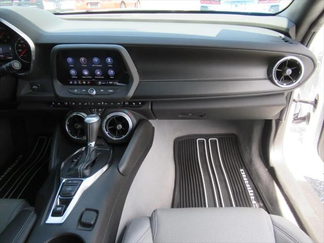 2022 Chevrolet Camaro RWD Convertible 2LT