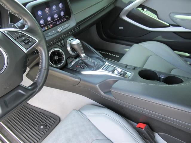 2022 Chevrolet Camaro RWD Convertible 2LT