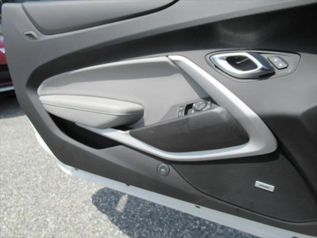 2022 Chevrolet Camaro RWD Convertible 2LT