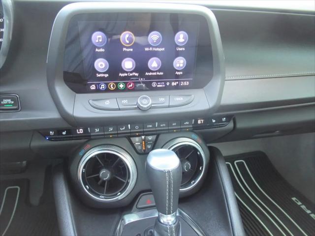 2022 Chevrolet Camaro RWD Convertible 2LT