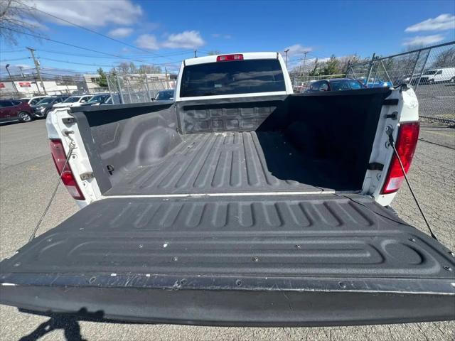 2017 Ram 1500 Express Quad Cab 4x4 64 Box