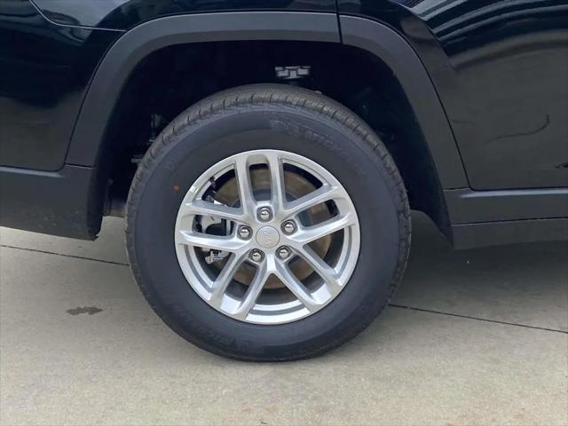 2026 Jeep Grand Cherokee L Altitude 4x2