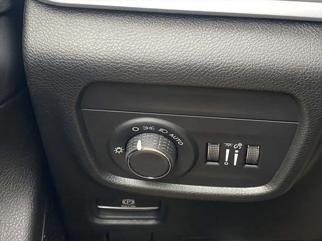 2026 Jeep Grand Cherokee L Altitude 4x2