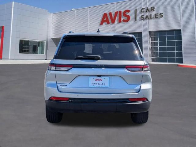 2025 Jeep Grand Cherokee Altitude 4x4