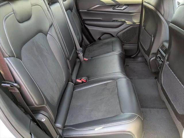 2025 Jeep Grand Cherokee Altitude 4x4