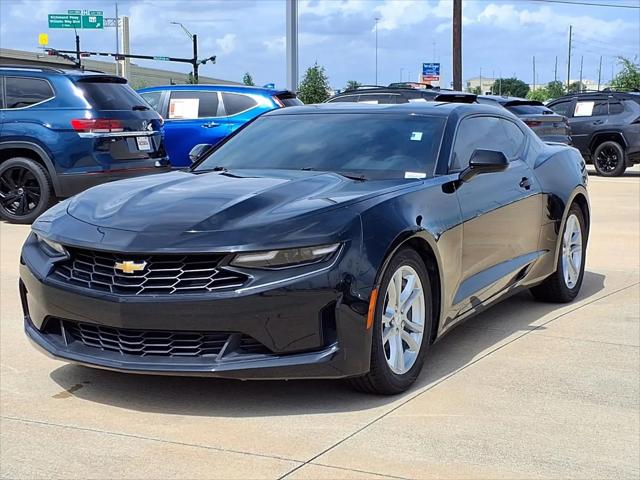 2022 Chevrolet Camaro RWD Coupe 1LS