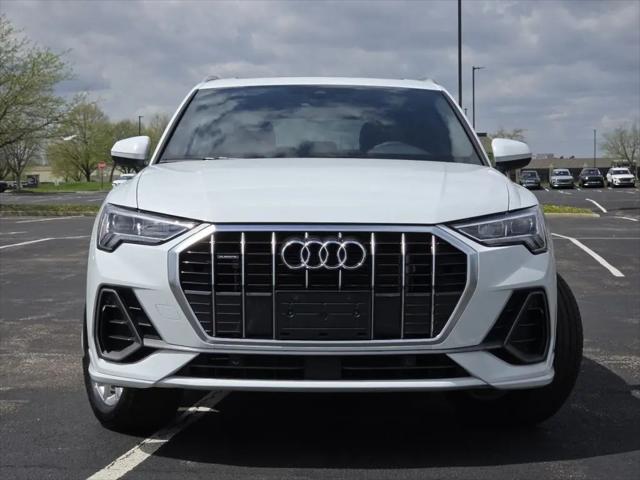 2025 Audi Q3 Premium 45 TFSI S line quattro Tiptronic