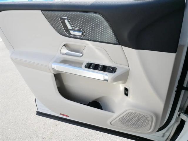 2025 Mercedes-Benz GLB 4MATIC