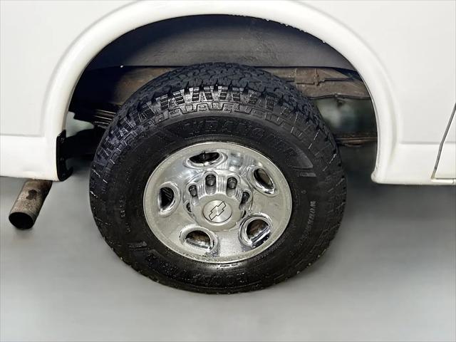 2017 Chevrolet Express Work Van