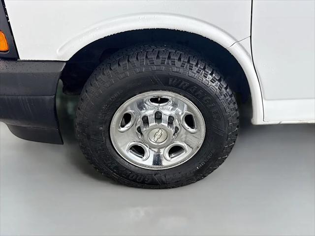 2017 Chevrolet Express Work Van