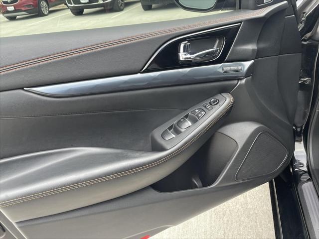 2022 Nissan Maxima SR Xtronic CVT