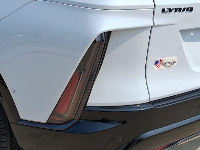 2026 Cadillac iQ Sport AWD