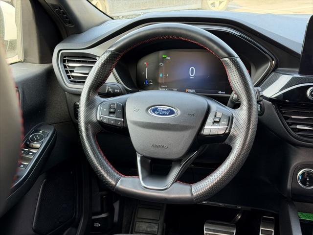 2023 Ford Escape ST-Line Select