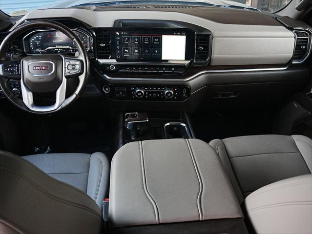 2023 GMC Sierra 1500 4WD Crew Cab Short Box SLT