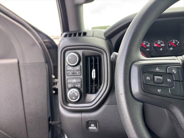2024 Chevrolet Silverado 1500 4WD Crew Cab Short Bed Custom Trail Boss