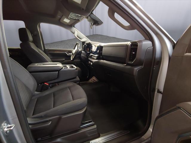 2024 GMC Sierra 1500 4WD Crew Cab Short Box Elevation with 3SB