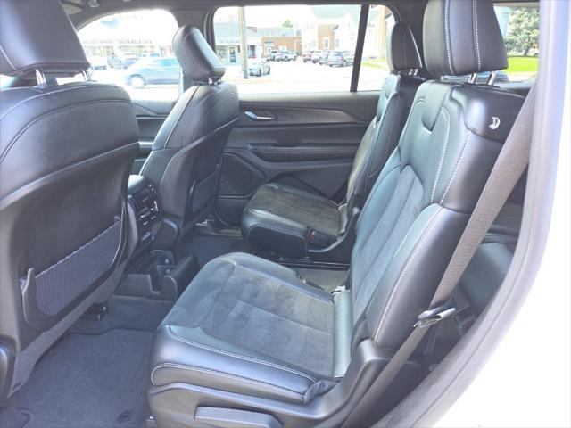 2024 Jeep Grand Cherokee L Altitude X 4x4