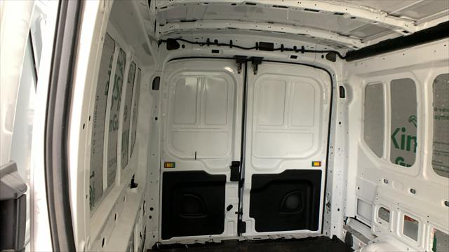 2023 Ford Transit Cargo Van Base