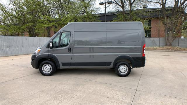 2025 Ram ProMaster 2500 Cargo Van Tradesman High Roof 136" WB w/Pass Seat