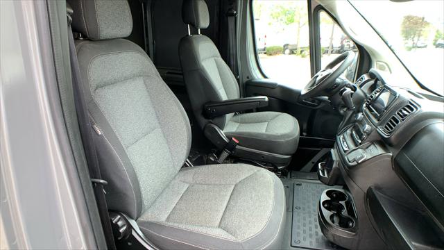 2025 Ram ProMaster 2500 Cargo Van Tradesman High Roof 136" WB w/Pass Seat