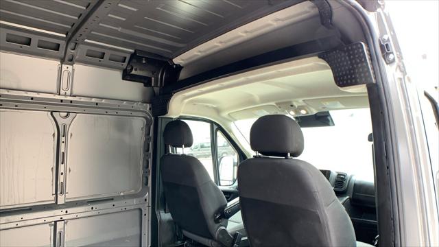 2025 Ram ProMaster 2500 Cargo Van Tradesman High Roof 136" WB w/Pass Seat