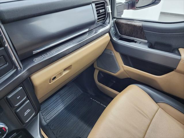 2023 Ford F-450 LARIAT