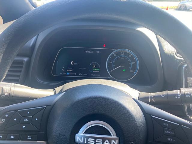 2025 Nissan LEAF S