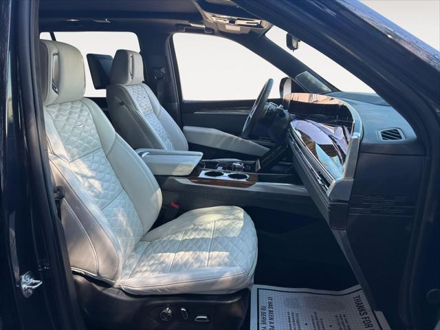 2025 Cadillac Escalade Sport Platinum