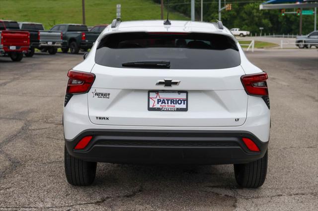 2026 Chevrolet Trax FWD LT
