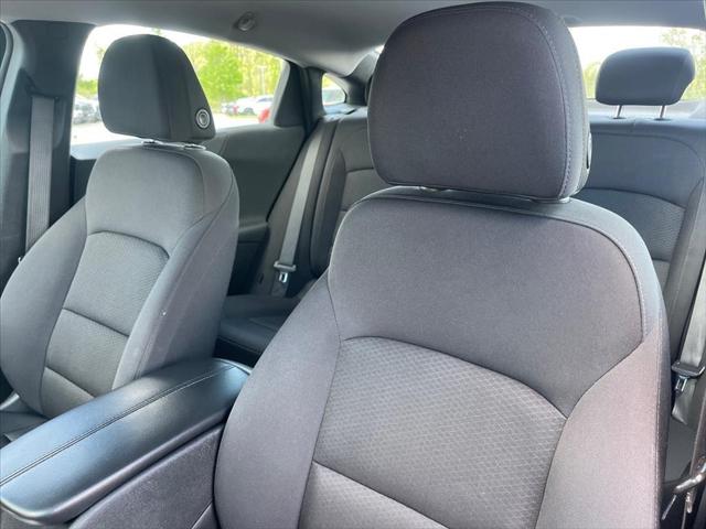 2022 Chevrolet Malibu FWD LT