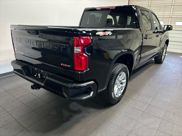 2022 Chevrolet Silverado 1500 4WD Crew Cab Short Bed RST