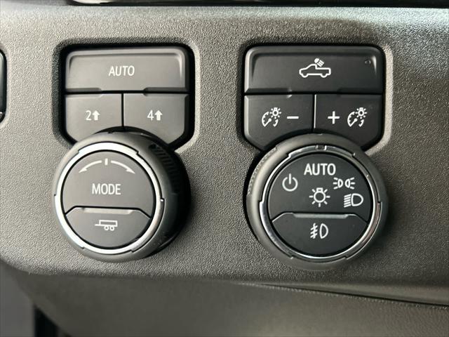 2022 Chevrolet Silverado 1500 4WD Crew Cab Short Bed RST