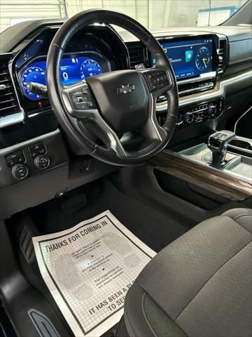 2022 Chevrolet Silverado 1500 4WD Crew Cab Short Bed RST