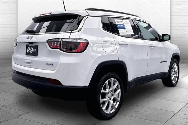 2024 Jeep Compass Latitude Lux FWD
