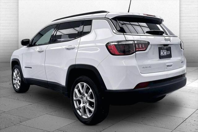 2024 Jeep Compass Latitude Lux FWD
