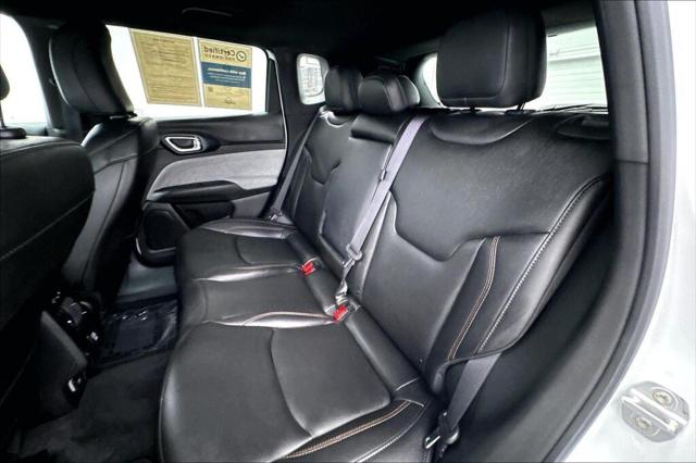 2024 Jeep Compass Latitude Lux FWD