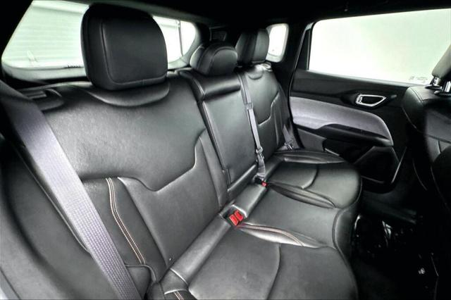 2024 Jeep Compass Latitude Lux FWD