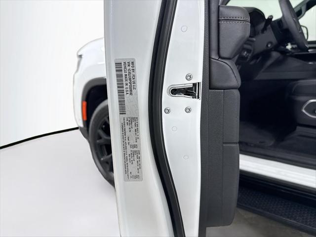 2023 Jeep Wagoneer Series II Carbide 4x2