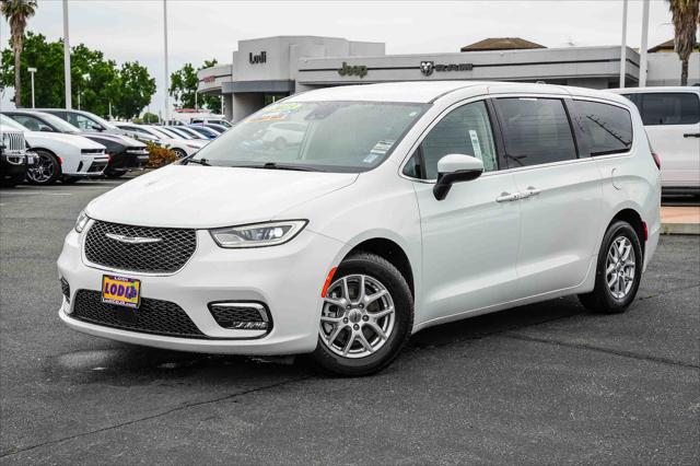 2023 Chrysler Pacifica Touring L for sale in Lodi, CA
