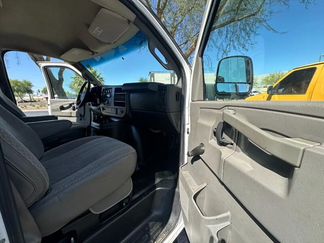 2016 Chevrolet Express Cutaway 3500