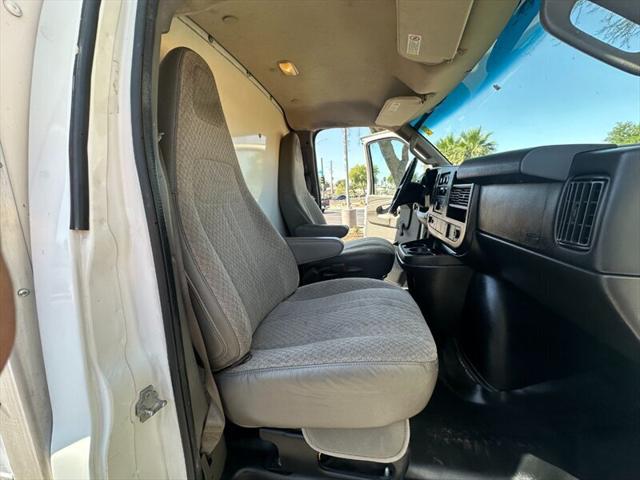 2016 Chevrolet Express Cutaway 3500