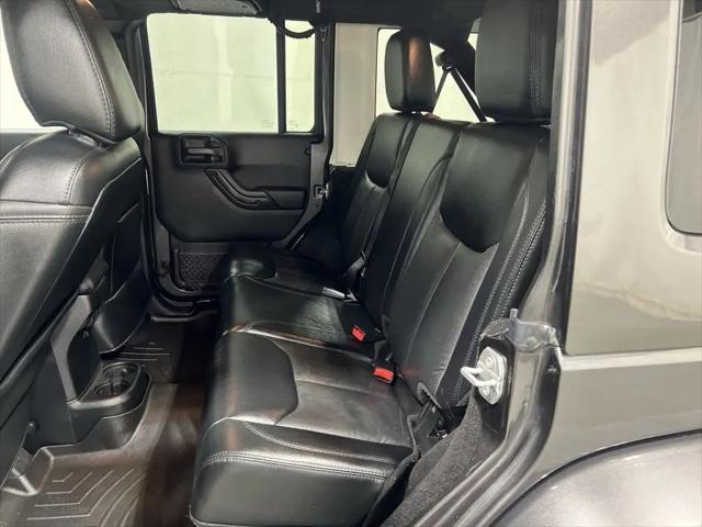 2017 Jeep Wrangler Unlimited Smoky Mountain 4x4