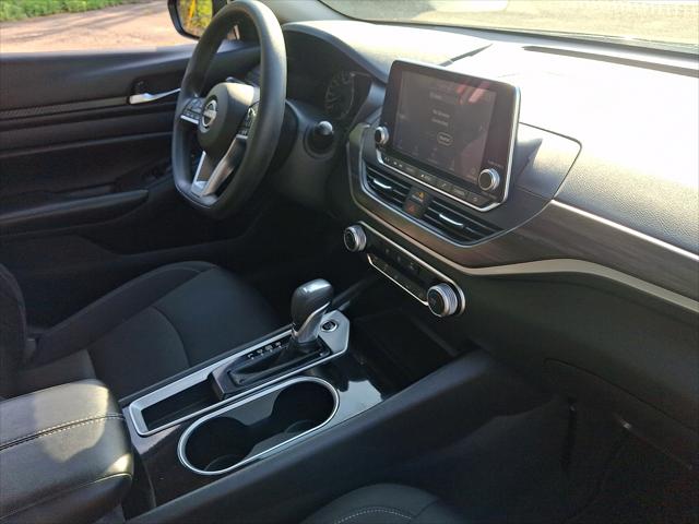 2024 Nissan Altima SV FWD
