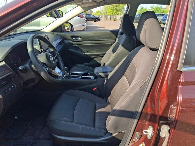2024 Nissan Altima SV FWD