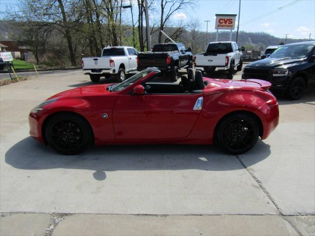 2010 Nissan 370Z Roadster Touring 2dr Convertible 7A